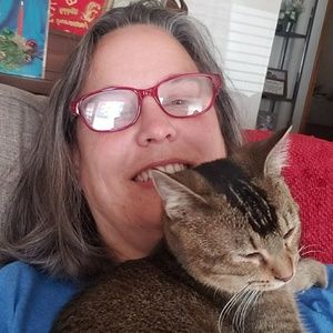 Meet your Posher, Janet